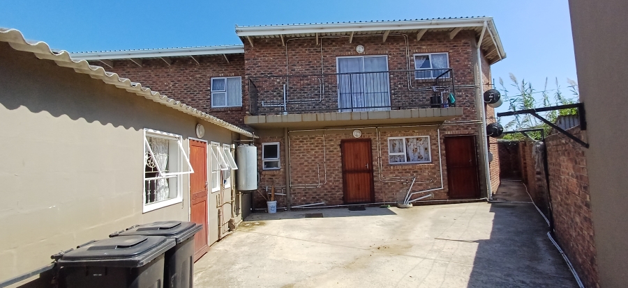 7 Bedroom Property for Sale in Buffalo Flats Eastern Cape